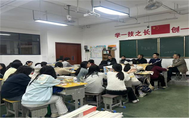 吉安市理工技工學(xué)校開展“凝聚共識 共話成